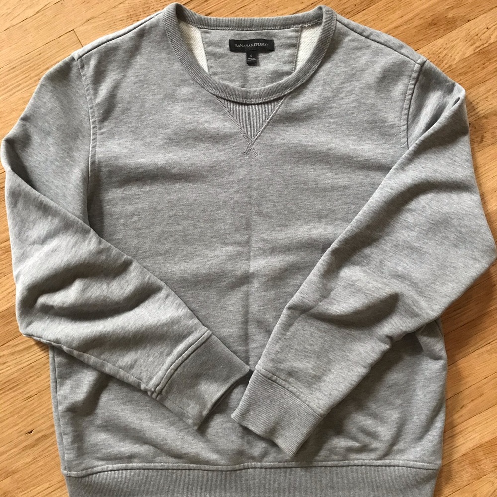 Banana Republic men’s athletic crew neck sweater